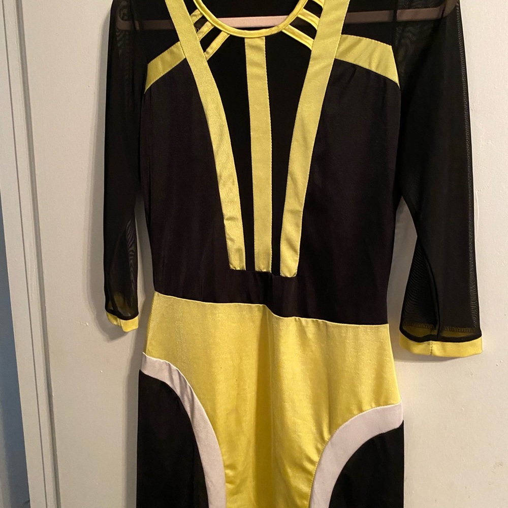 Dress black and yellow